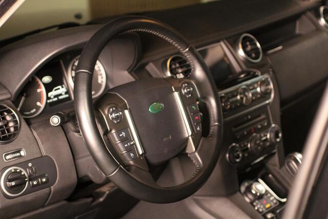 Land Rover Discovery SDV6 HSE Direct rijden als youngtimer