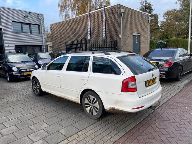 Skoda Octavia Combi 1.2 TSI Ambition Business Line 3e Eig Airco Trekhaak NAP APK