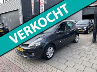 RENAULT CLIO 1.6-16V Privil�ge 2e Eigenaar! Trekhaak Airco NAP APK