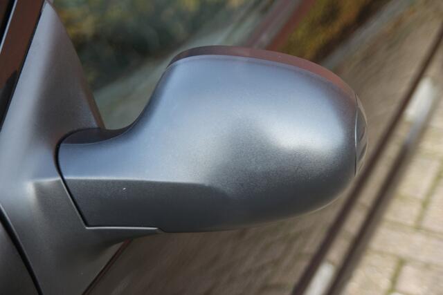Renault Twingo 1.2 16V 75pk Parisienne | NL-auto | Airco | Elek. ramen | Radio | Stuurbekrachtiging | Centr. deurvergr. |