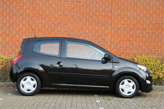 Renault Twingo 1.2 16V 75pk Parisienne | NL-auto | Airco | Elek. ramen | Radio | Stuurbekrachtiging | Centr. deurvergr. |