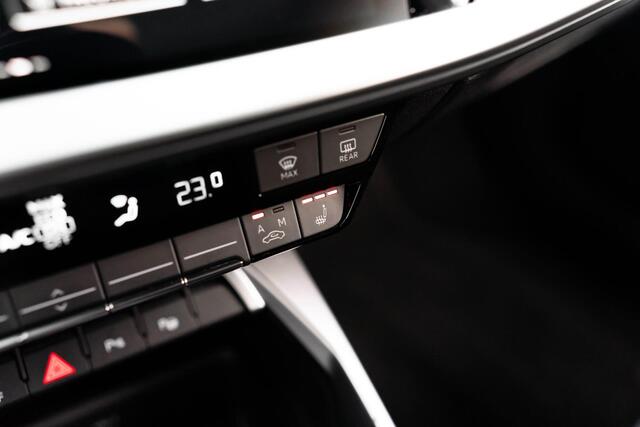 Audi A3 SPORTBACK 35 TFSI S Black Edition | Pano | Matrix | Keyless | Ambiance