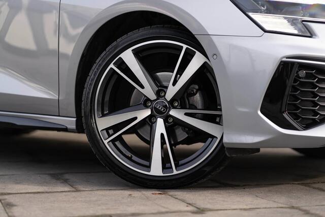 Audi A3 SPORTBACK 35 TFSI S Black Edition | Pano | Matrix | Keyless | Ambiance