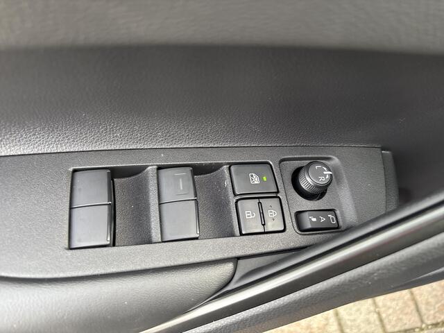 Toyota Corolla Cross Hybrid 140 Dynamic | Uit voorraad leverbaar | � 3.000 extra inruilwaarde |