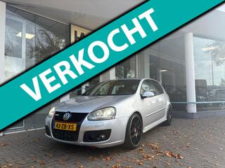 Volkswagen Golf VI