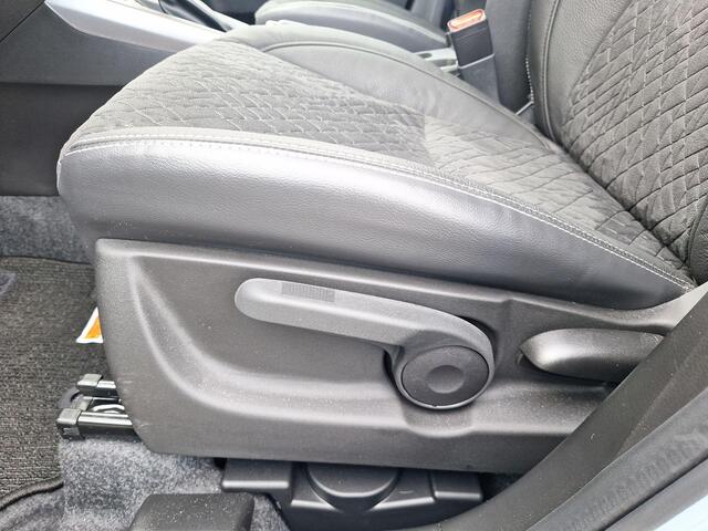 Suzuki Vitara 1.4 Boosterjet Smart Hybrid Style | Rijklaar | Automaat | Panorama dak | Apple Carplay | Stoelverwarming | Keyless entry