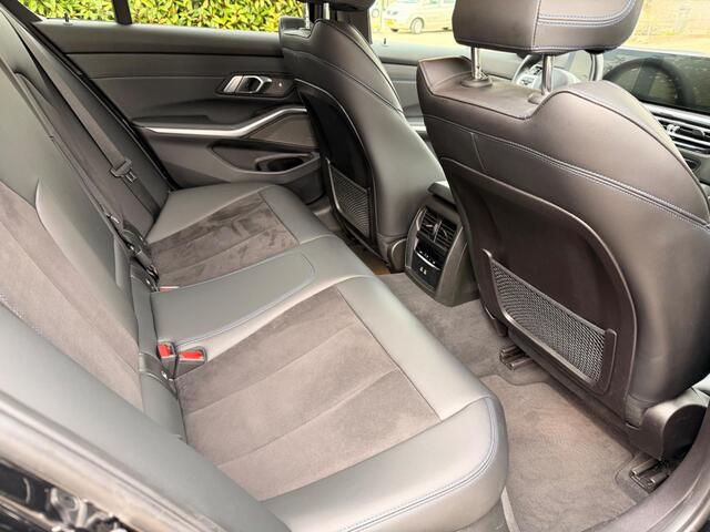 BMW 3-Serie 330d xDrive|Dealer Onderhouden|M-Pakket|Leer|Apk