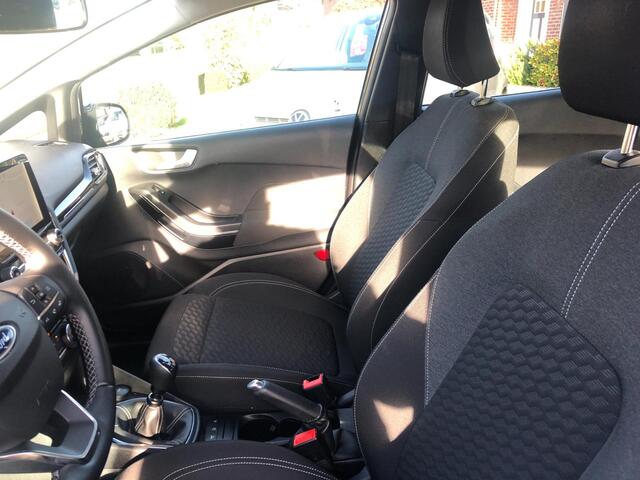 Ford Fiesta 1.0 EcoBoost Hybrid Titanium