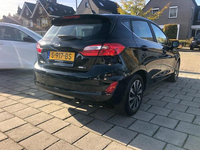 Ford Fiesta 1.0 EcoBoost Hybrid Titanium