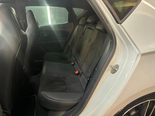 Seat Leon 2.0 TSI CUPRA Pano|Keyless|Beats|Sfeer|Kuip|Camera