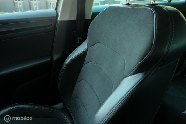 Skoda Kodiaq 1.5 TSI Business Edition Plus | Canton audio |Adaptieve Cruise | Stoelverw. | Alcantara | CarPlay | Moon White metallic | LED