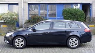 Opel Insignia Sports Tourer (2008 - 2017)