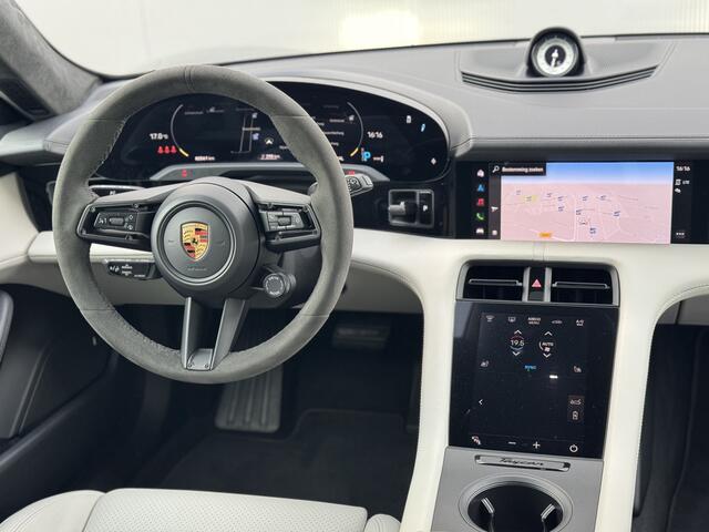 Porsche Taycan Sport Turismo Performance Plus 93 kWh | Panorama | Sport Design | Dual Display | Alcantara hemel + stuur