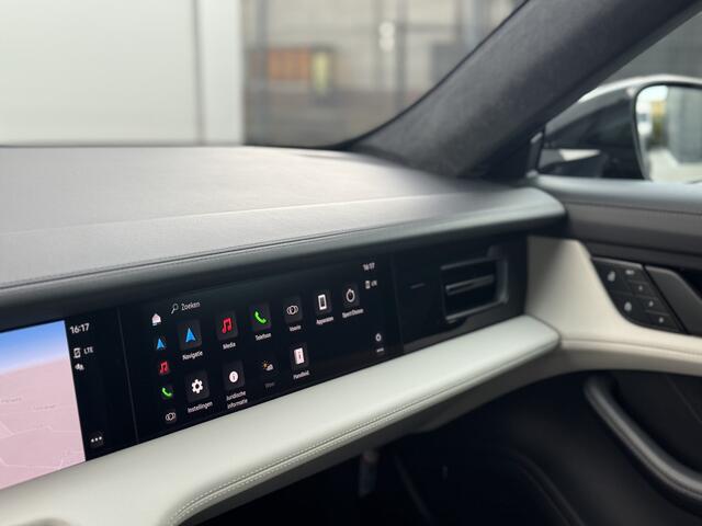 Porsche Taycan Sport Turismo Performance Plus 93 kWh | Panorama | Sport Design | Dual Display | Alcantara hemel + stuur