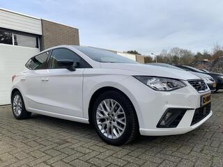 SEAT IBIZA 1.0 TSI FR 116PK Carplay Adapt. Cruise Trekhaak Airco LM velgen