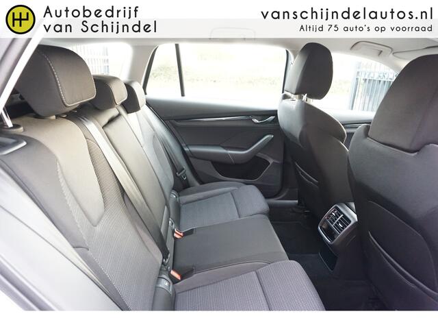 Skoda Octavia COMBI 1.5 E-TSI 150PK E-TECH ACT AUG 2022 CAMERA FULL LED ANDROID/APPLECARPLAY NAVI CLIMA CRUISE BLUETOOTH PDC V+A 16INCH LMV KEYLESS ENZ...