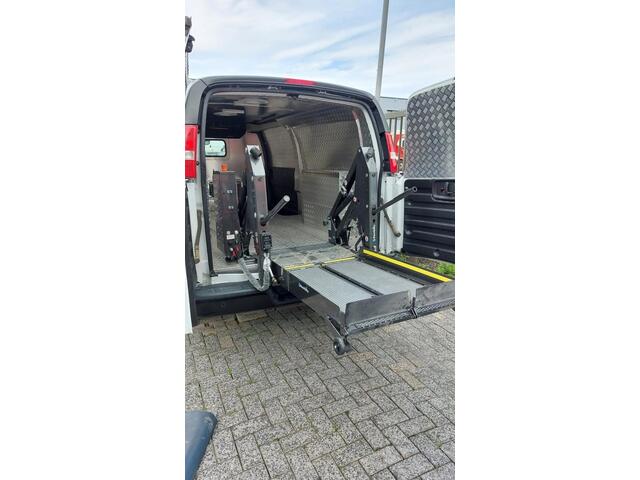 Chevrolet Express 6.0 V8