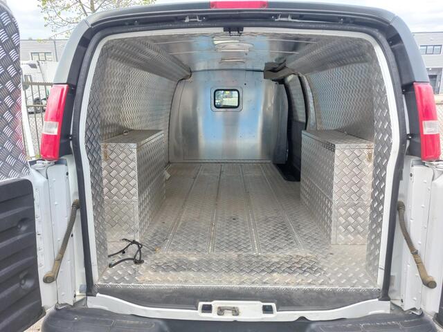 Chevrolet Express 6.0 V8