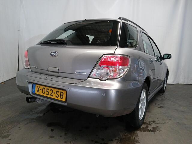 Subaru Impreza Plus 1.5R Edition - Schade - Verbruikt olie