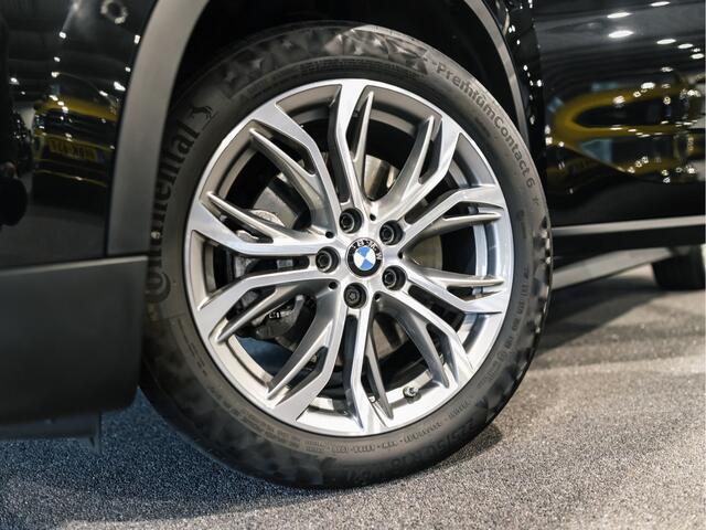 BMW X1 xDrive25e High Executive Sportline | Panorama | Camera | HUD | 4x4 | Stoelverwarming