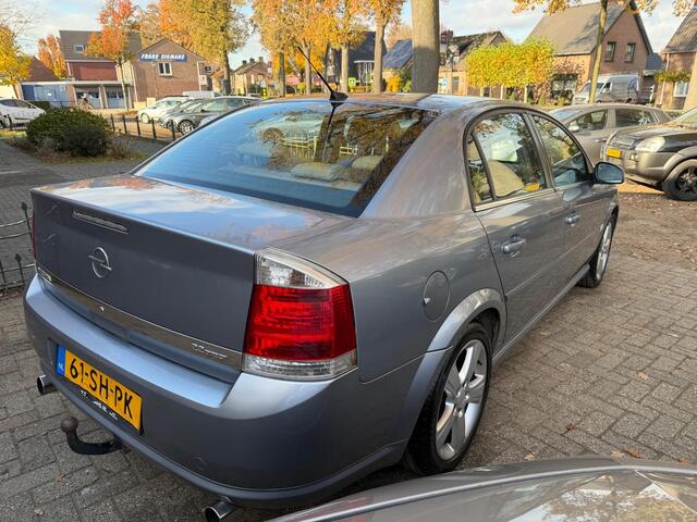 Opel Vectra 2.2-16V AUTOMAAT