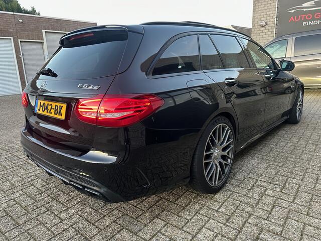 Mercedes-Benz C-Klasse Estate AMG 63 S Edition 1 KERAMISCHE REMMENPANOBURMESTERHEAD-UPCARBONFULL OPTION