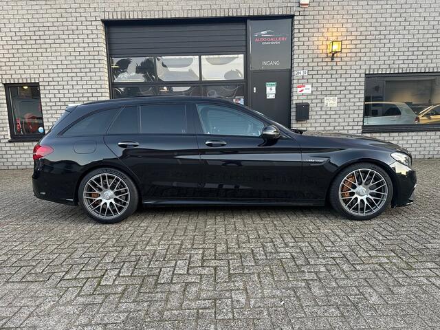 Mercedes-Benz C-Klasse Estate AMG 63 S Edition 1 KERAMISCHE REMMENPANOBURMESTERHEAD-UPCARBONFULL OPTION
