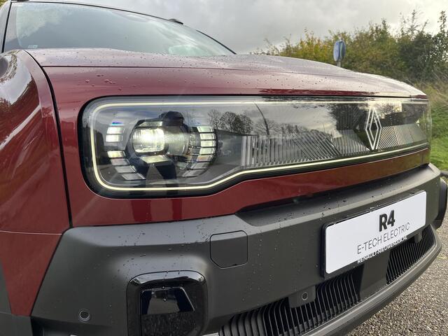 Renault 4 comfort range iconic 52 kWh APPLE CARPLAY ANDROID AUTO / CLIMATE CONTROLE / NAVIGATIE / PACK SAFETY & ADVANCED DRIVING ASSIST.