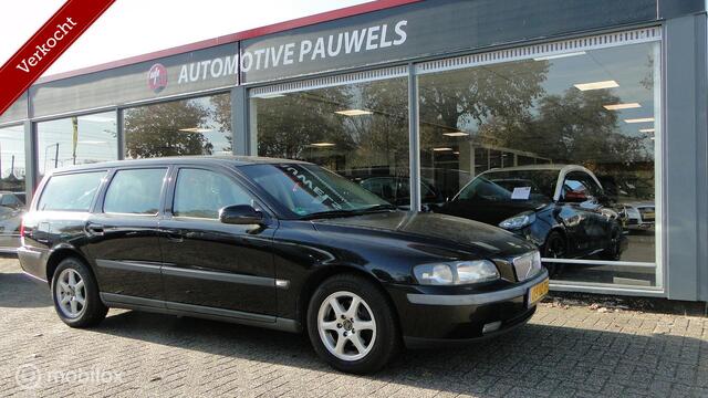 Volvo V70 2.4, benzine, schakel, 388005 km