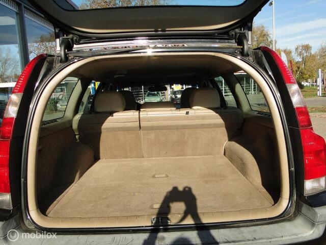 Volvo V70 2.4, benzine, schakel, 388005 km