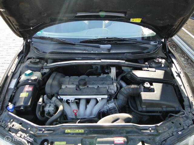 Volvo V70 2.4, benzine, schakel, 388005 km