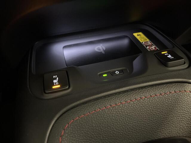 Toyota Corolla Hybrid 180 GR Sport Plus Pack | Uit voorraad leverbaar | � 3.000 extra inruilwaarde |