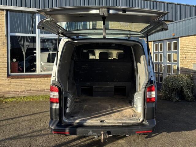 Volkswagen Transporter 2.0 TDI L2H1 DC Comfortline