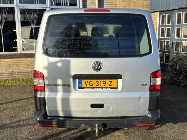 Volkswagen Transporter 2.0 TDI L2H1 DC Comfortline