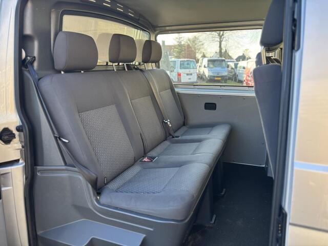 Volkswagen Transporter 2.0 TDI L2H1 DC Comfortline