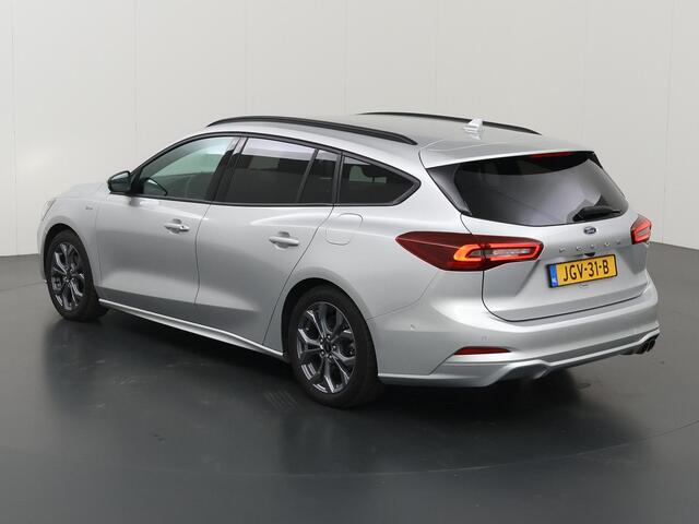 Ford Focus Wagon 1.0 EcoBoost Hybrid ST Line | Winterpakket | Cruise Control Adaptief | Parkeercamera | Navigatie |
