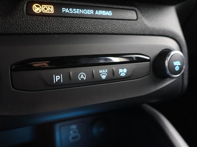 Ford Focus Wagon 1.0 EcoBoost Hybrid ST Line | Winterpakket | Cruise Control Adaptief | Parkeercamera | Navigatie |