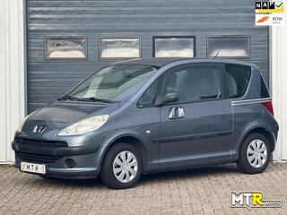 Peugeot 1007
