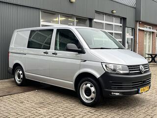 VOLKSWAGEN TRANSPORTER 2.0 TSI L1H1 Automaat Benzine Dubbele Schuifdeur Airco Cruise controle Bpm vrij Trekhaak Klep achter Omvormer Kastinrichting Standkachel Euro 6 Benzine Ideaal voor ombouw naar Camper !!