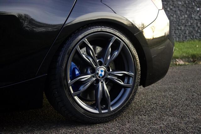 BMW 1-Serie M140i xDrive Edition Shadow High Executive