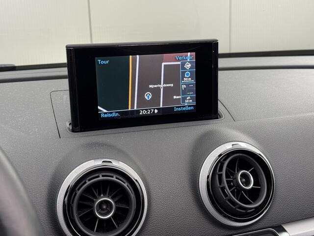 Audi A3 Cabriolet 1.4 TFSI CoD S Line | Xenon | AirScarf | 18