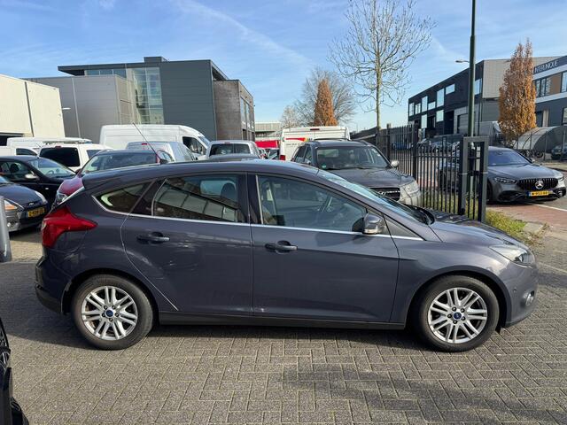 Ford Focus 1.0 EcoBoost Titanium CLIMA NAVI DEALER ONDERHOUDEN ORIG NL NAP