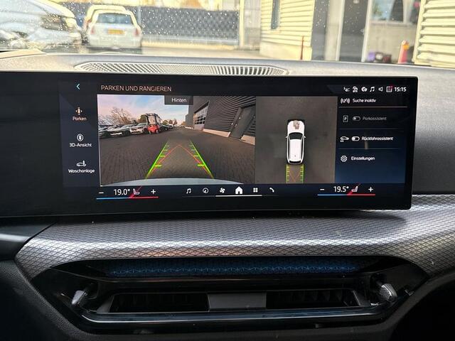 BMW 3-Serie Touring 320i, M-sportpakket, M pakket, 360 camera, head-up