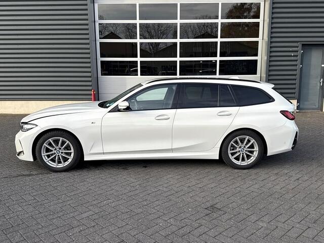 BMW 3-Serie Touring 320i, M-sportpakket, M pakket, 360 camera, head-up
