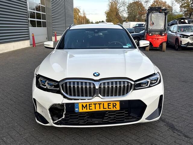 BMW 3-Serie Touring 320i, M-sportpakket, M pakket, 360 camera, head-up