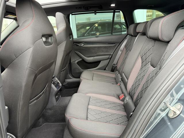 Skoda Octavia Combi 1.4 TSI RS iV PHEV Business | HUD | Pano | Camera