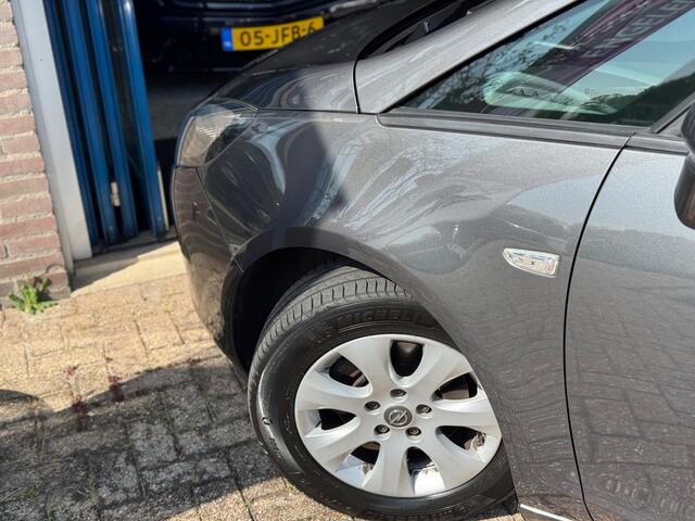Opel Zafira Tourer 1.4 Business Edition 7p. 2012