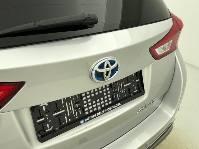 Toyota Auris Touring Sports 1.8 Hybrid Dynamic Automaat | Trekhaak | Camera |Cruise Control | Parkeersensoren