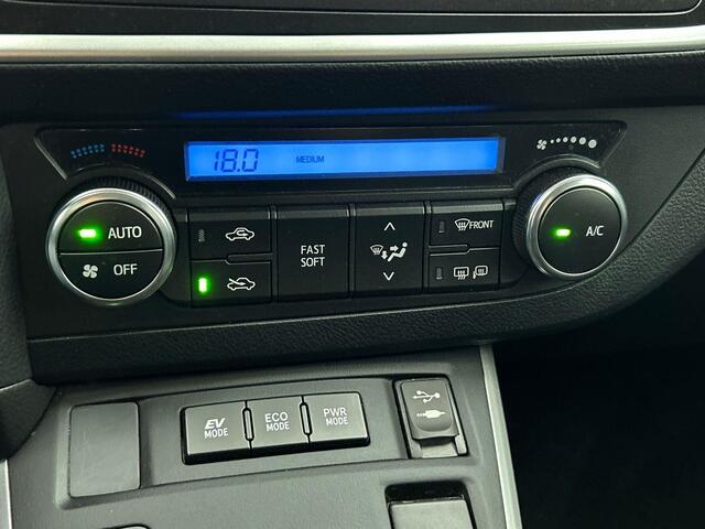 Toyota Auris Touring Sports 1.8 Hybrid Dynamic Automaat | Trekhaak | Camera |Cruise Control | Parkeersensoren