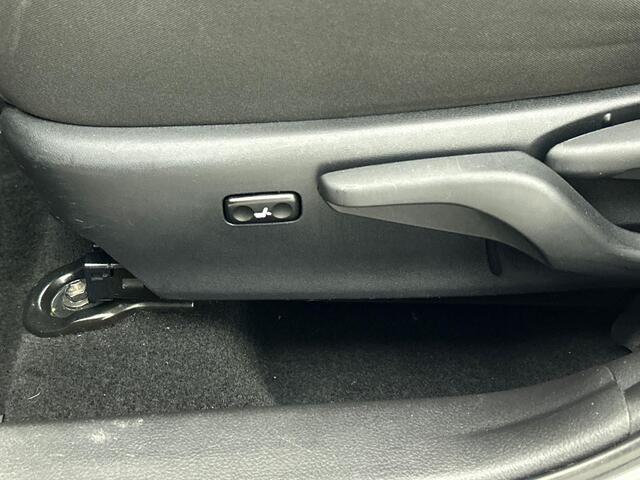 Toyota Auris Touring Sports 1.8 Hybrid Dynamic Automaat | Trekhaak | Camera |Cruise Control | Parkeersensoren